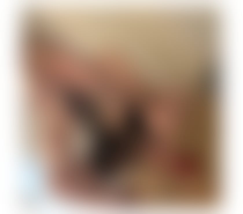 Escorts Derbyshire High Peak - Photos for BLONDE BOMBSHELL-PARTY WOMAN