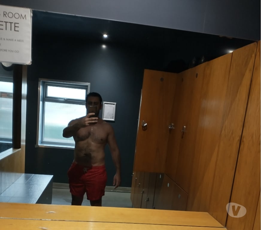 Local Swingers West Yorkshire Bradford - Photos for She Deserves a Bull!