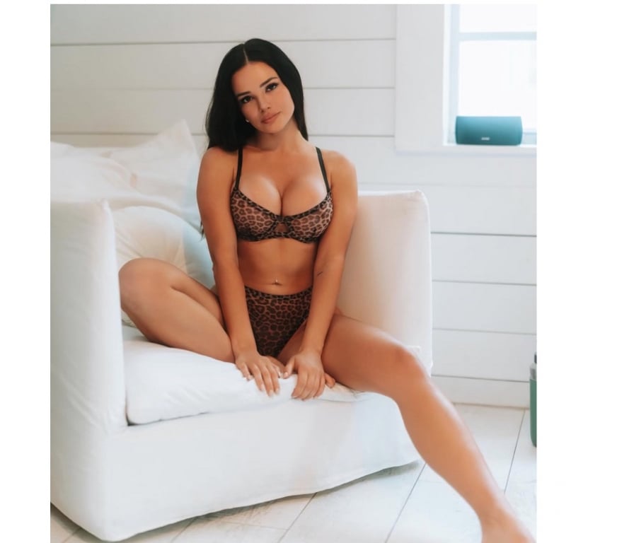 Escorts South Yorkshire Sheffield - Photos for 🇧🇷SEXY BRAZILIAN VICK HOT PARTYGIRL❤️