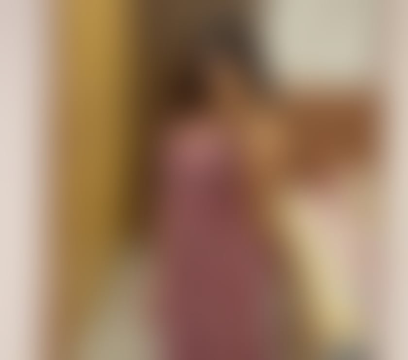  Escorts Aldgate East Station East London - Photos for 🇮🇳 New Indian Student 🇮🇳 E1