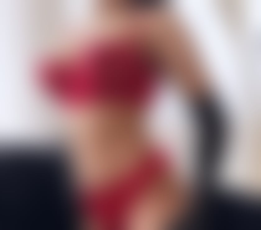 Escorts East London Aldgate East Station - East London - Photos for Priyaa Indian 🇮🇳 E1