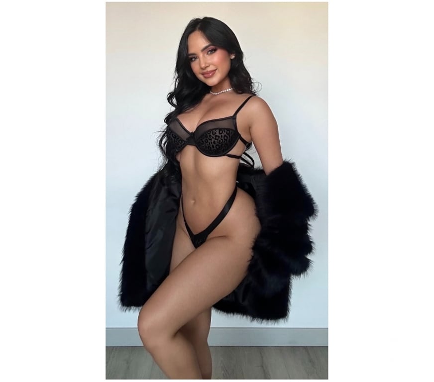 Escorts Cardiff Cardiff City Centre - Cardiff - Photos for Aline Hot Brazilian 🇧🇷❤️‍🔥🍓 Pink 🎀