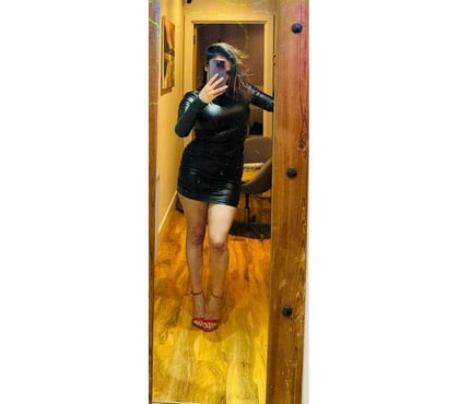  Escorts & Erotic Massage Reading Town Centre Reading - Photos for Sabrina party girl 🥂I can make you dream come true 💙