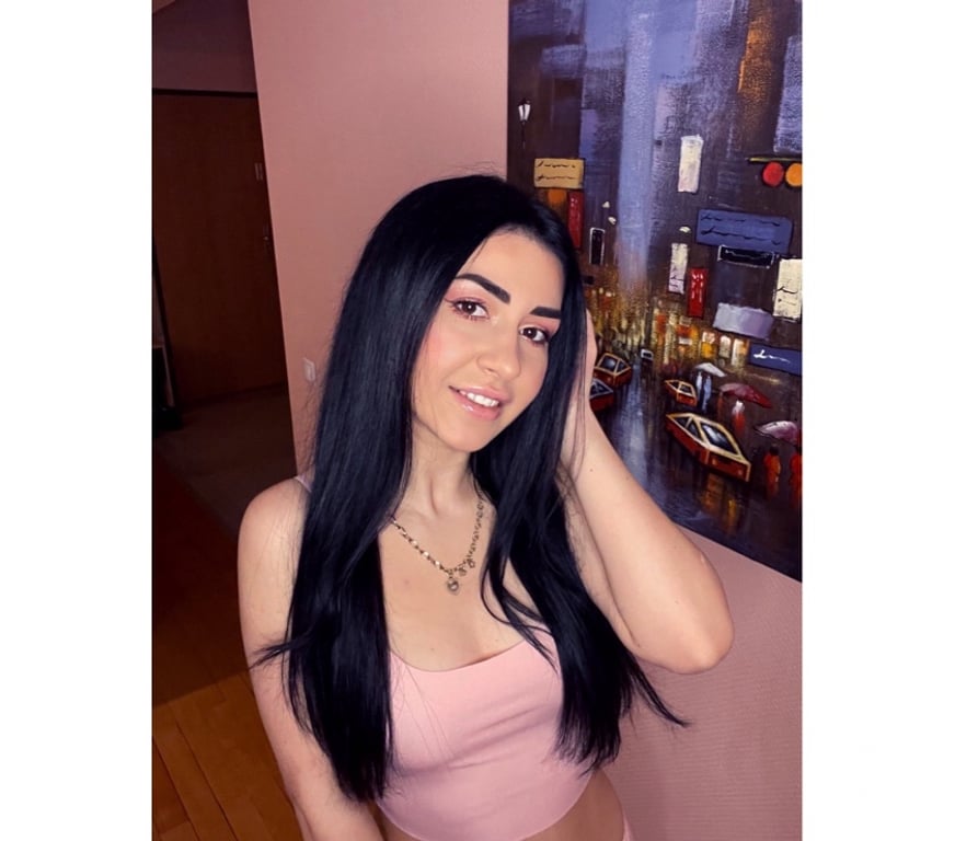 Escorts West Yorkshire Bradford - Photos for 🍓 Best Massage & Escort Service 🍓 Queensbury 🍓