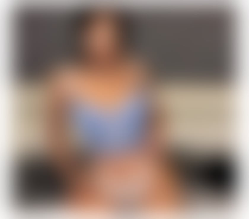 Escorts Belfast Belfast City Centre (South) - Belfast - Photos for Rebee is here !🩵 Just for you🎉 Party Girl