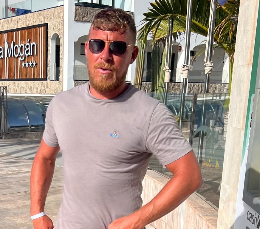 Adult Entertainment Central London Knightsbridge - Central London - Photos for Muscular Tradie DILF 💪🏻Ready for 1-1 vid calls 🎥