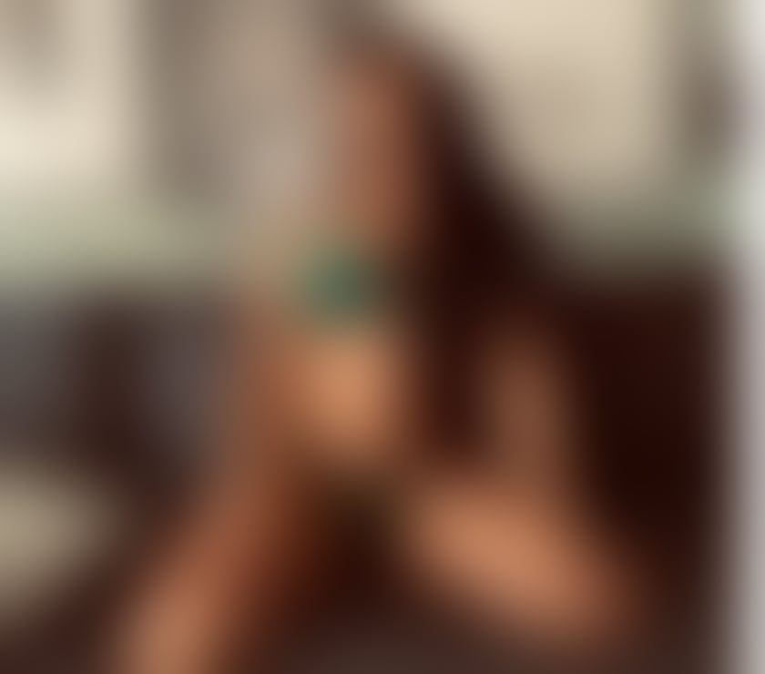 Escorts West London Hounslow - Photos for Brazilian Party girl 🎉🔥