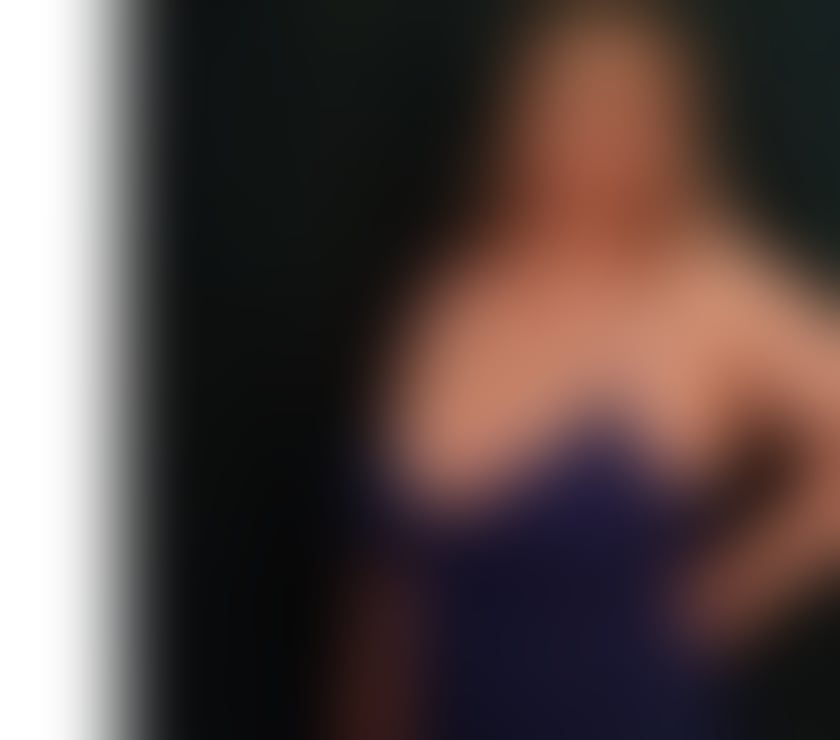 Escorts East London Redbridge - Photos for Denisa hew here very nice only party 🎉🎉