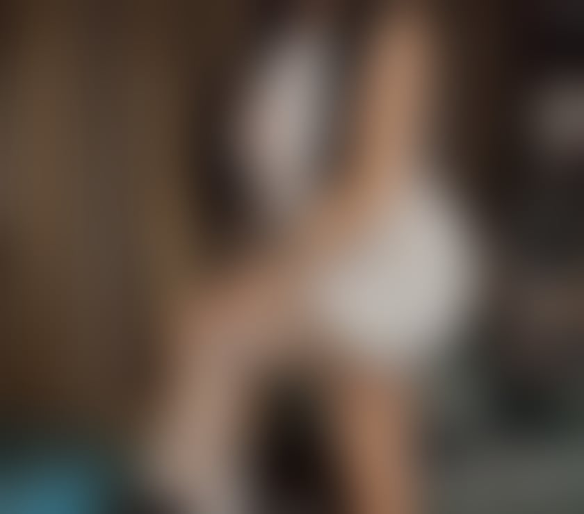 Hi Evelyn Party Girl