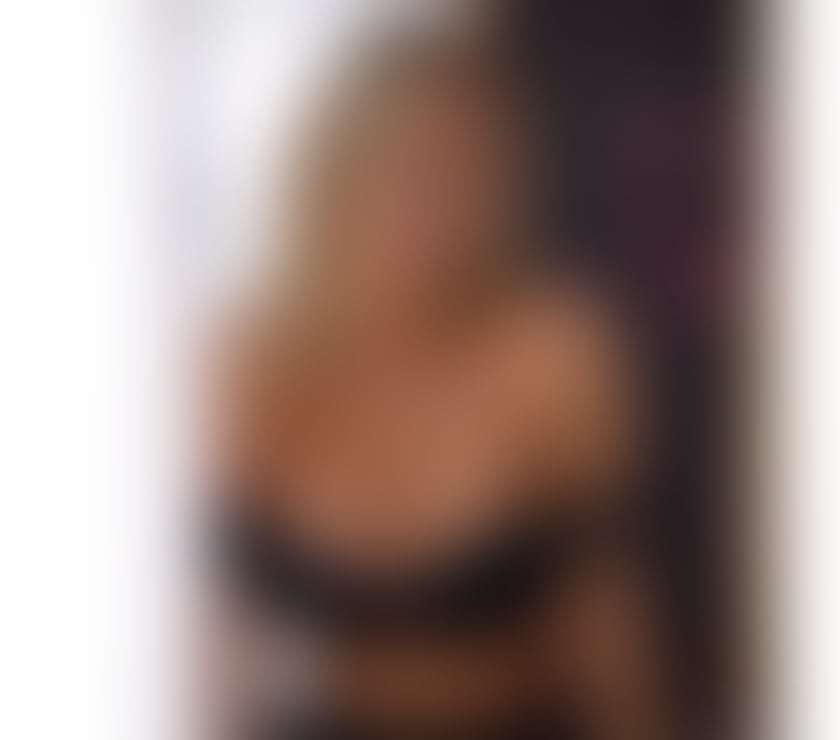  Escorts & Erotic Massage Southall Ealing - Photos for 🥇 MARY BRAZILIAN NAUGHTY 😈 OF YOUR DREAMS