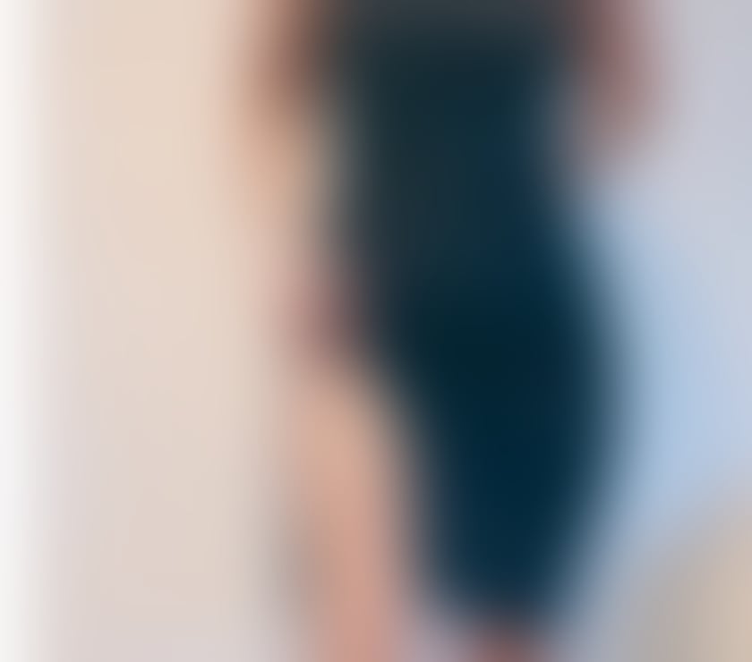 ❤️British Leggy Brunette Escort Party Girl Late Night