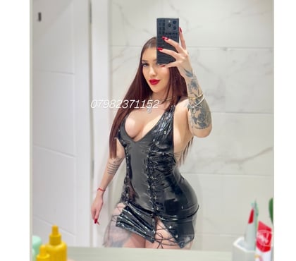Escorts Manchester City Centre Manchester - Photos for RED SEXY🇧🇷🔝PARTY 🔝BIG ASS 🍑LAST DAYS