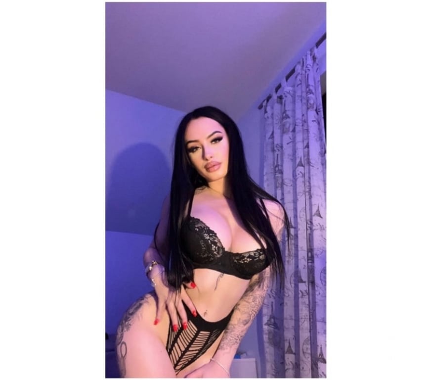 Escorts Lancashire Blackburn with Darwen - Photos for 🔞Sexy❤️Party❤️🔥best GFE service🔞Outcall