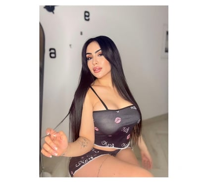 Escorts and Massages Kilmarnock East Ayrshire - Photos for 🍒NAUGHTY CHRIS 🪩 🔝HOTTEST BRUNETTE 🔝PARTY