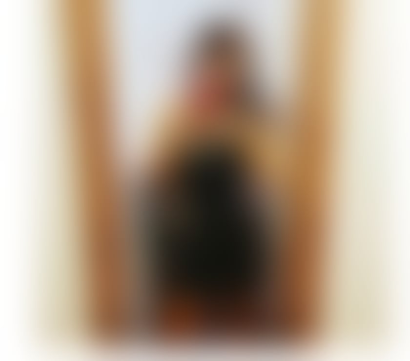 Escorts Surrey Spelthorne - Photos for Laura few days!!