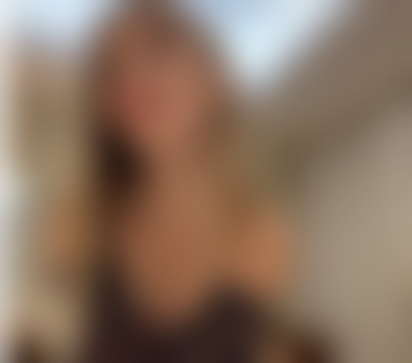 Escorts South West London Tolworth - South West London - Photos for Veronika in Tolworth ♡ Ready for party