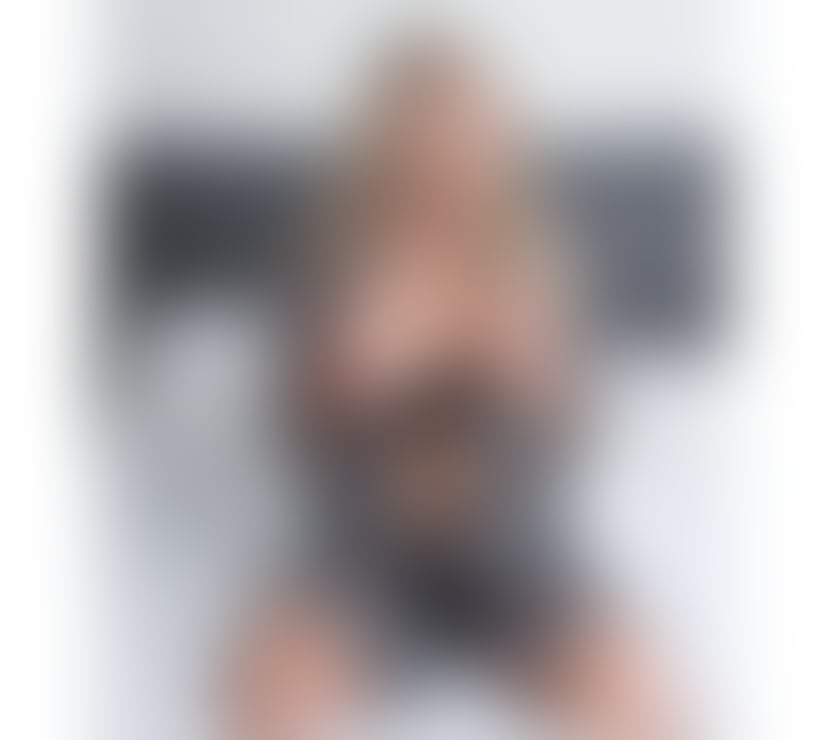 Escorts Slough Slough Town Centre - Slough - Photos for Looking for a nice gent to give a hot hot intimate massage