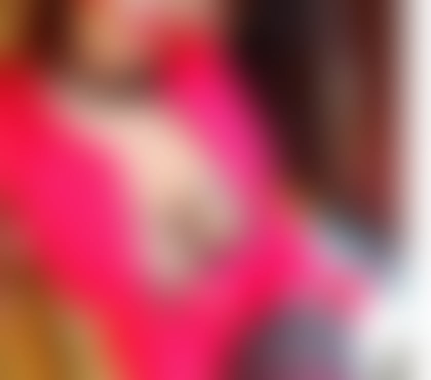 Escorts Lincolnshire North Kesteven - Photos for Allure K Busty,Tall Elegant Mature Classy Lady.