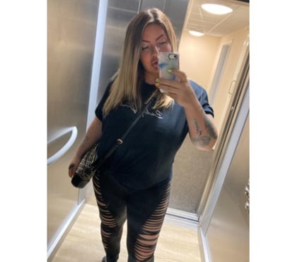 Escorts Farnborough Rushmoor - Photos for Maggi Busty Milf Aldershot this week 😜😗