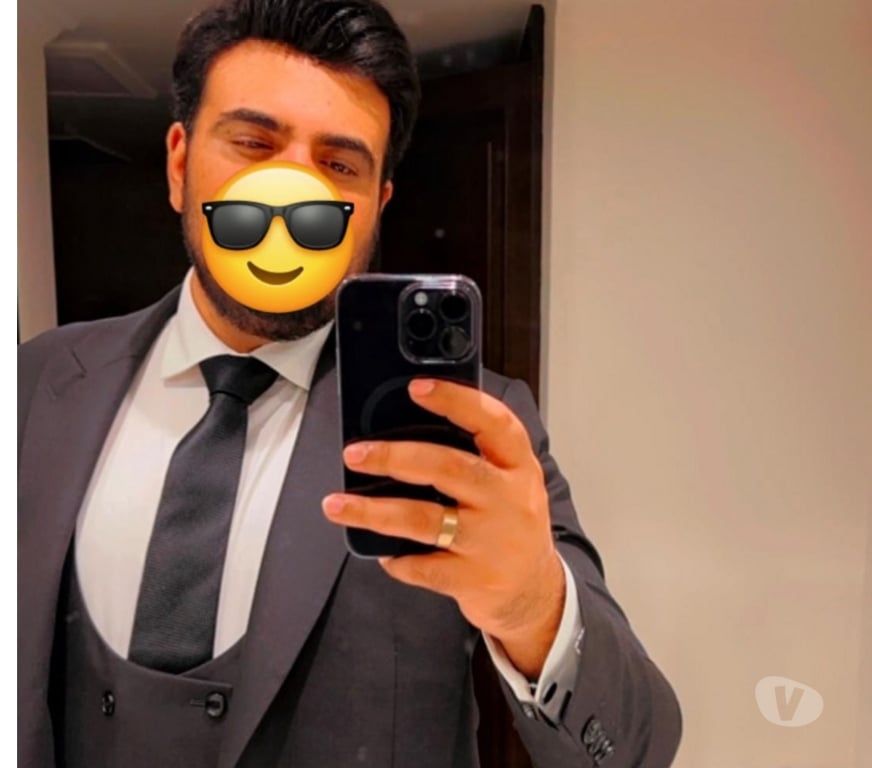 adult personals South East London Bromley - Photos for I am 29Y Asian Boy Looking Female for Fun +44 7404 589242