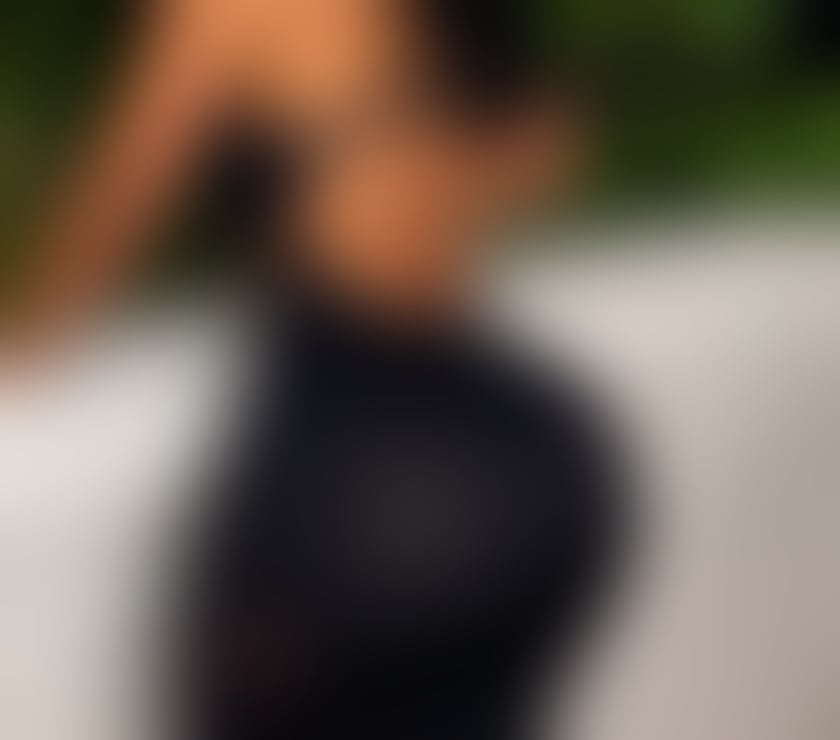 Escorts Kent Medway - Kent - Photos for I'm an extrovert and I like to party🥂☀️