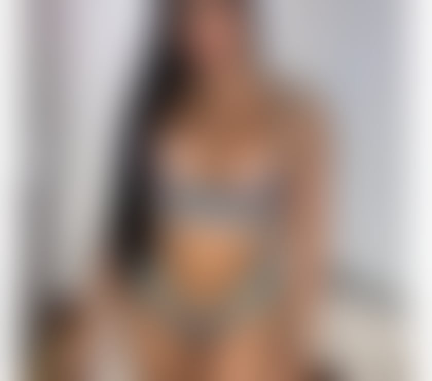 Escorts East London Canning Town Station - East London - Photos for BIA BRAZILIAN GFE NO RUSH 🥰🔥 PARTYY 🔥