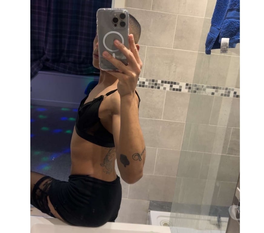 Trans Escorts West Yorkshire Leeds - Photos for 👠 Feemboy 😈 party
