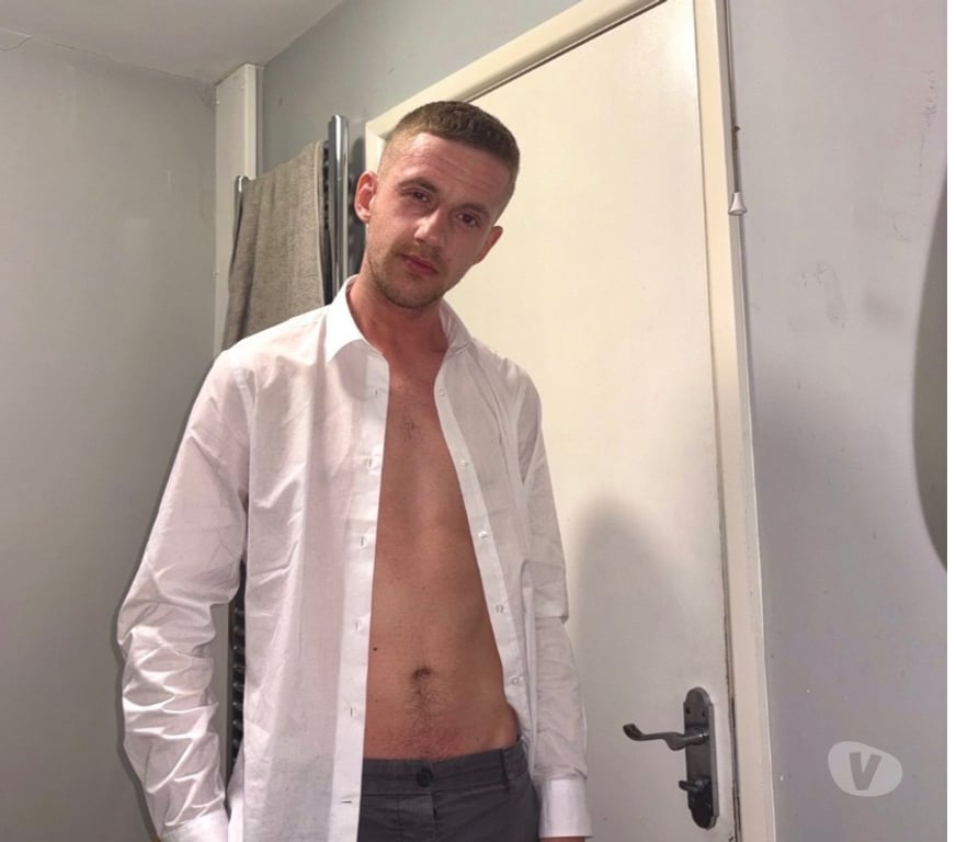  Gay massage Rhondda Cynon Taf Pontypridd - Rhondda Cynon Taf - Photos for Welsh Bottom Lad AVAILABLE
