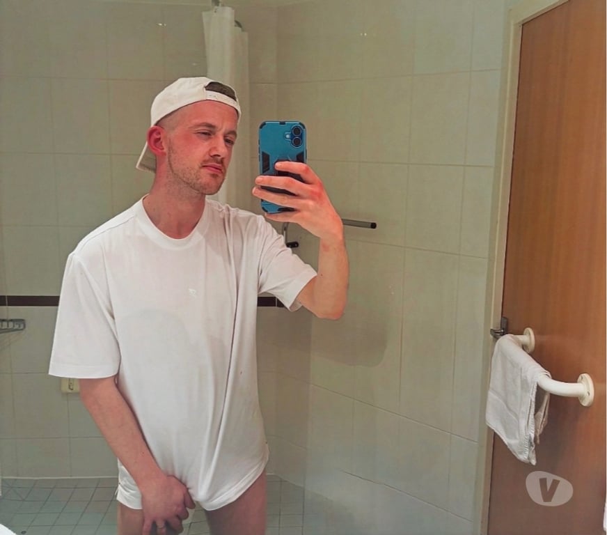  Gay massage Cardiff Cardiff City Centre - Cardiff - Photos for Welsh Bottom Lad