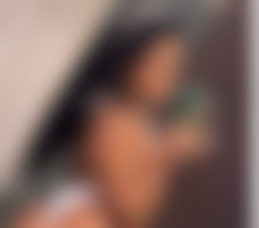  Escorts & Erotic Massage Sutton Town Centre Sutton - Photos for fiery and partyloving girl in the city for only a few day