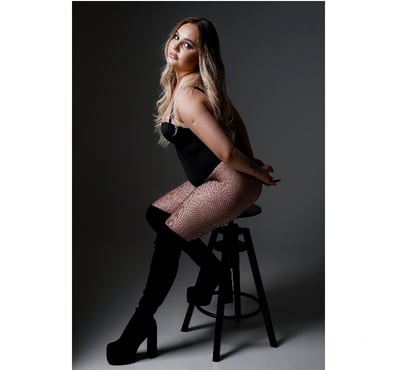 Escorts and Massages Bristol City Centre Bristol - Photos for Lola - sensul relaxing massage therapist