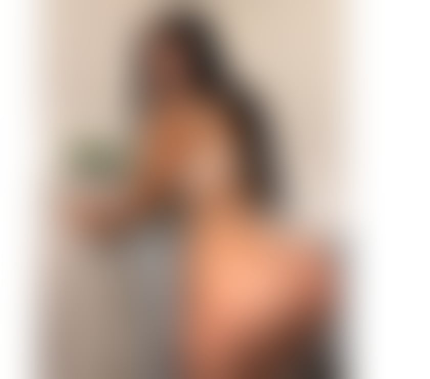Escorts and Massages Slough Town Centre Slough - Photos for Laura hot Brazilian🇧🇷🥵