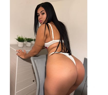 Escorts and Massages Slough Town Centre Slough - Photos for Laura hot Brazilian🇧🇷🥵