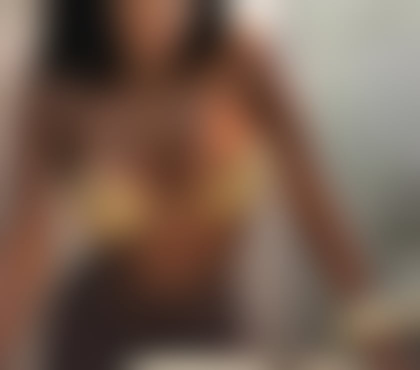 Escorts East London Havering - Photos for AMAZING CURVY YOUNG & PRETTY FIRST TIME