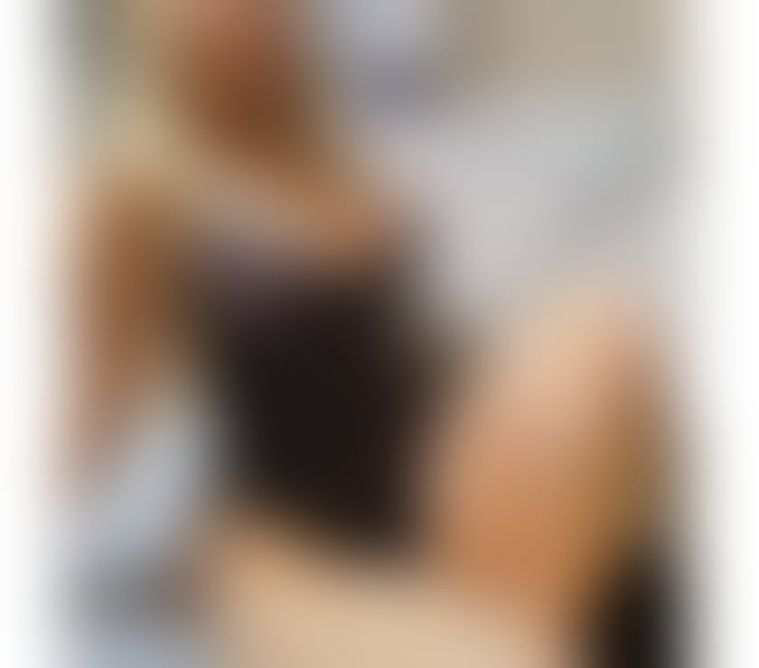 Escorts Surrey Reigate and Banstead - Photos for BEST SERVICII NEW IN TOW❤️PARTY🥂OUTCALL ONLY