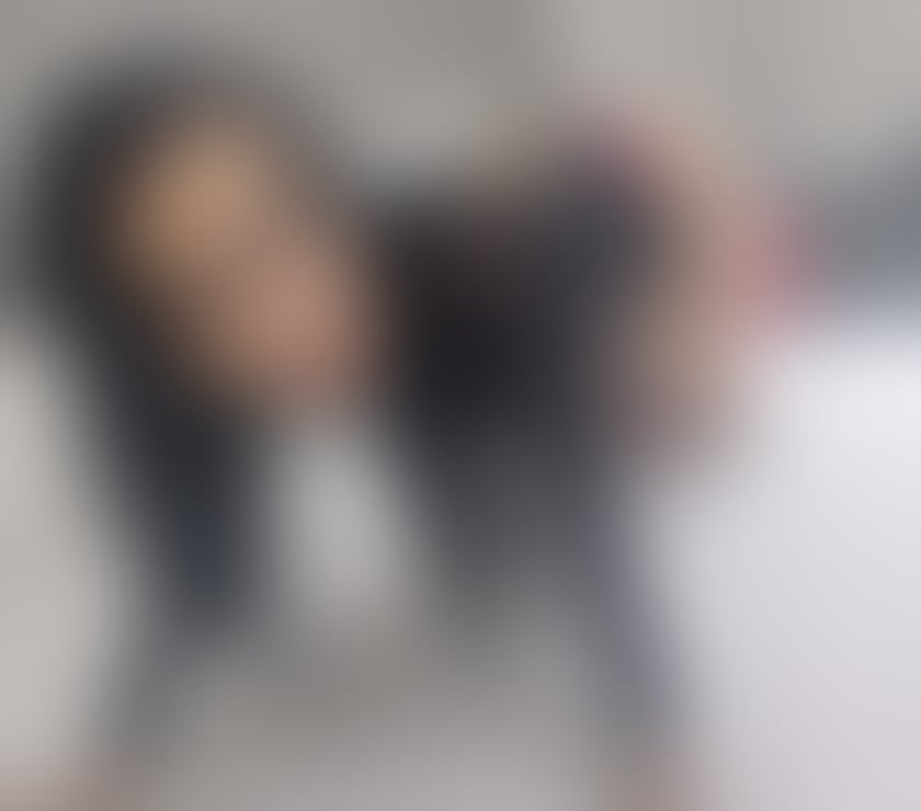 Independent Cosmina 😘slim girls