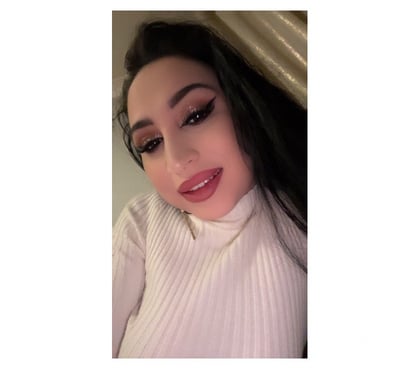 Photos for Hi im sara new in your town