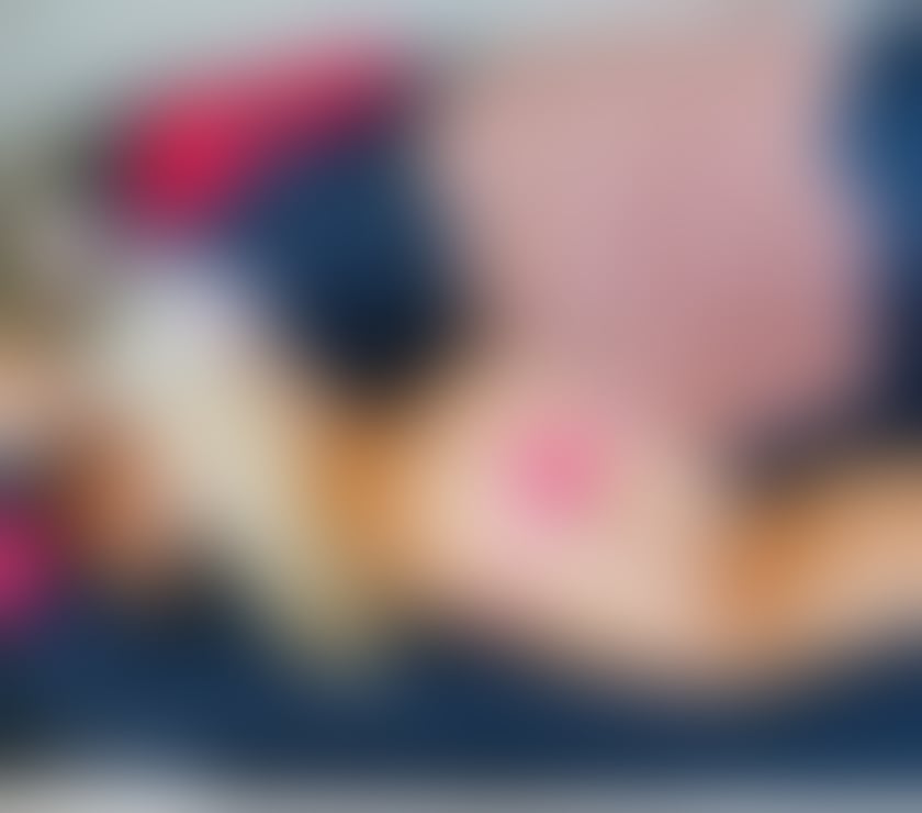 ⭐️Blonde available downtown today only ⭐️