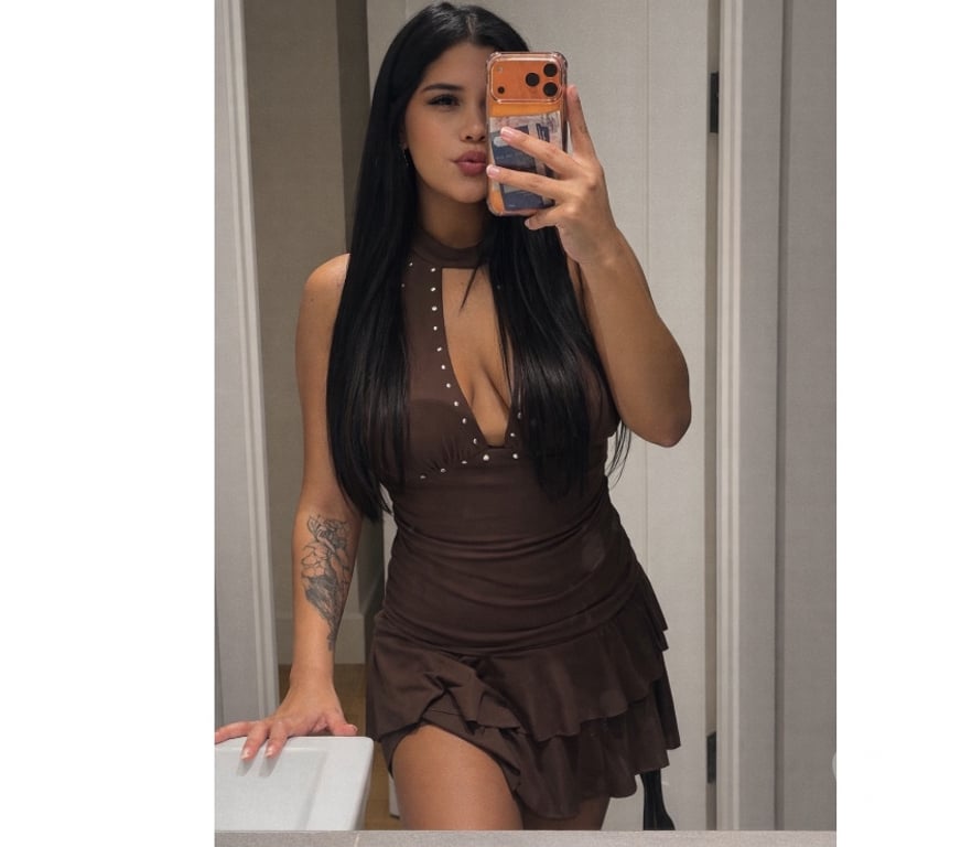 Escorts South East London Croydon - Photos for Índia Brasilheira 💋🔥100%Natural I love 🥳🔥CR7