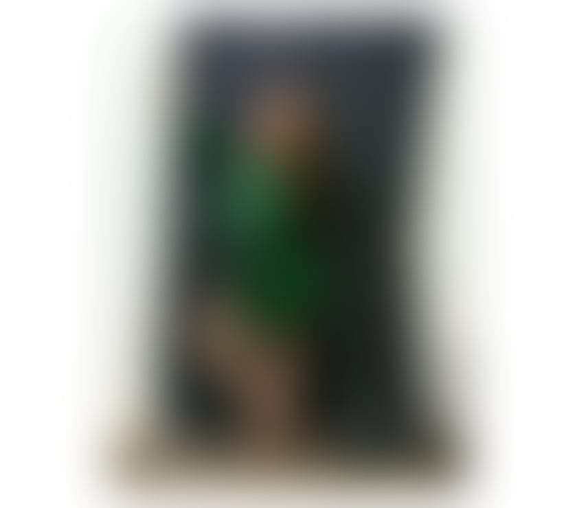 Hi my name is lily and im new in town