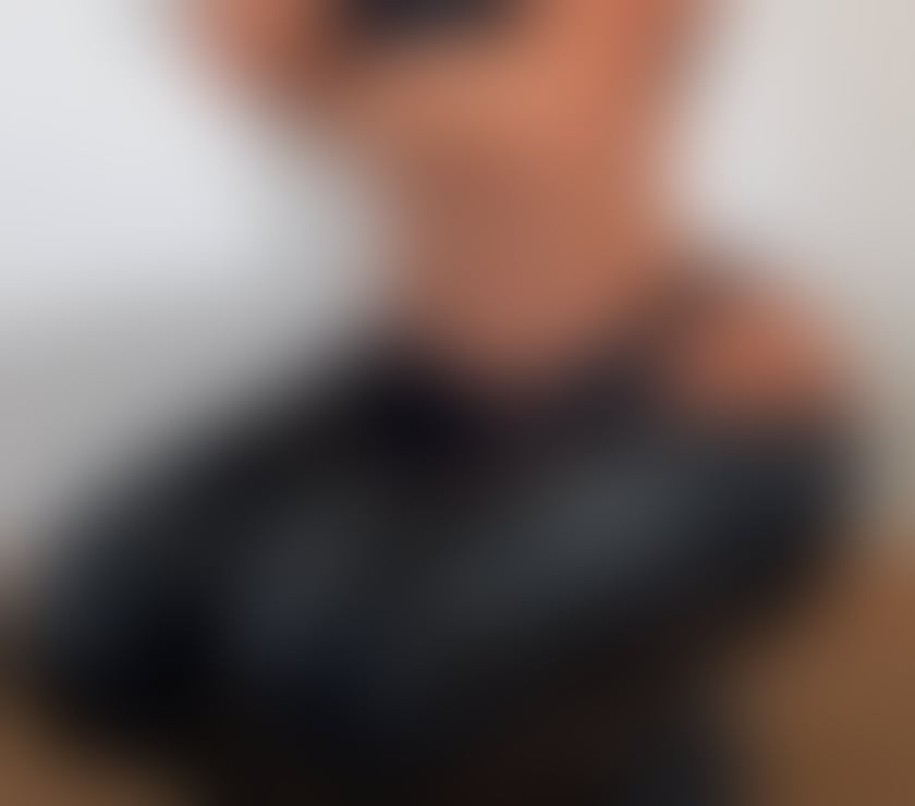 Escorts Cheshire West and Chester Chester - Cheshire West and Chester - Photos for Hiya I’m Rosie new here only 2 days xxx