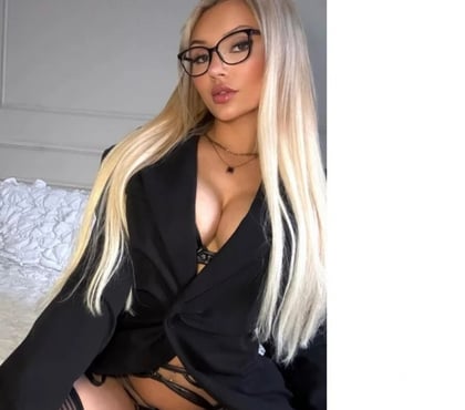  Escorts & Erotic Massage Colchester City Centre Colchester - Photos for 🇩🇪🇷🇺PARTYGIRL with STRAPS ON da Move🍌🇩🇪