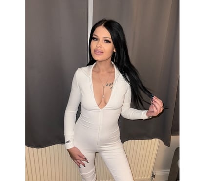  Escorts Croydon Town Centre Croydon - Photos for New skinny girl Antonia