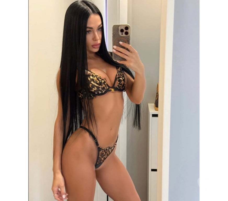 Escorts Warrington Warrington Town Centre - Warrington - Photos for New in town📞📞Bela♥️ Party In_Out