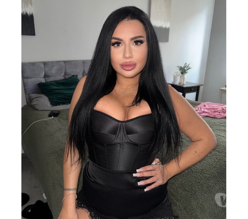 Escorts South East London Croydon - Photos for CHLOE back in Croydon 🍭