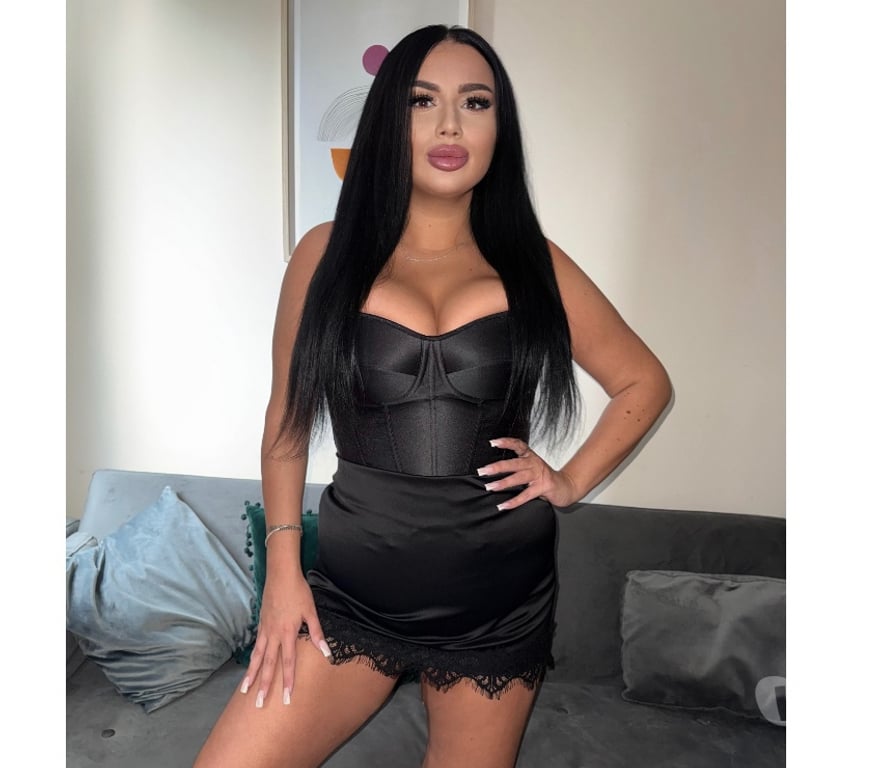 Escorts South East London Croydon - Photos for CHLOE back in Croydon 🍭