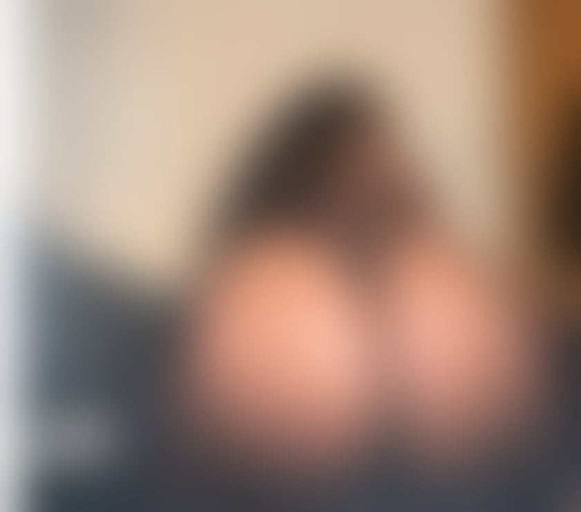 Escorts Greater Manchester Manchester - Photos for Curvy thick ebony female