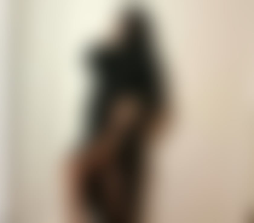 Escorts West Midlands Birmingham - Photos for Rania Abdallah sweet princess whatsapp only +447424961794