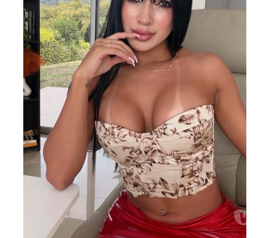 Escorts East London Aldgate East - East London - Photos for 💋BRUNNETE LADY🔥NEW IN TOWN💯💯CALL ME💯