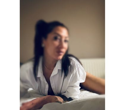 Escorts and Massages Sheffield City Centre Sheffield - Photos for Outcall party lady real photos